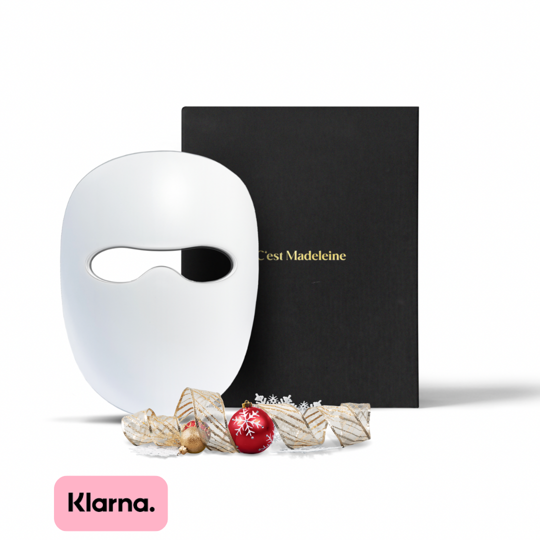Lumière LED mask gift set by C&